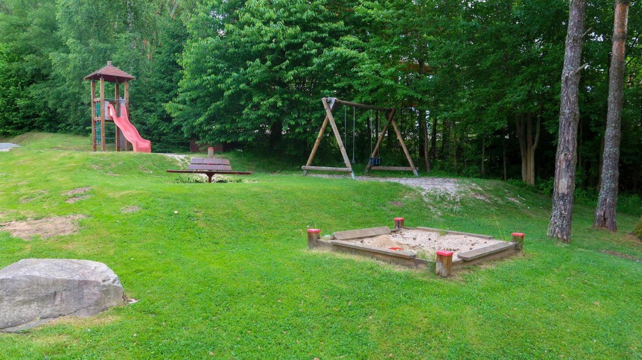 Apartmány Doky - PLA Lipno nad Vltavou Esterno foto